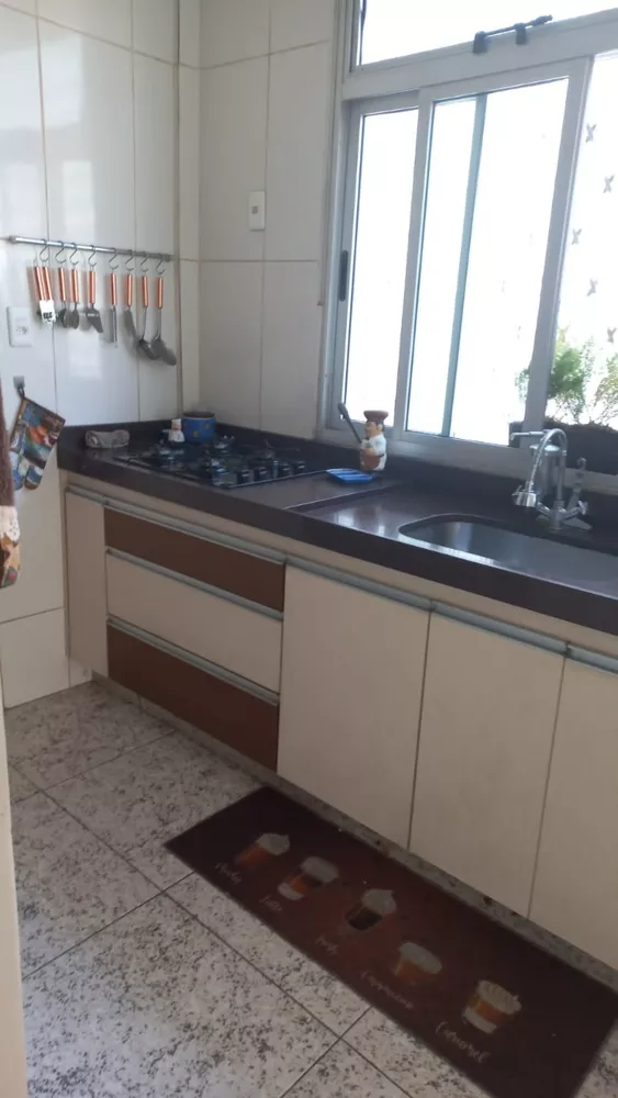 Apartamento à venda com 3 quartos, 90m² - Foto 9