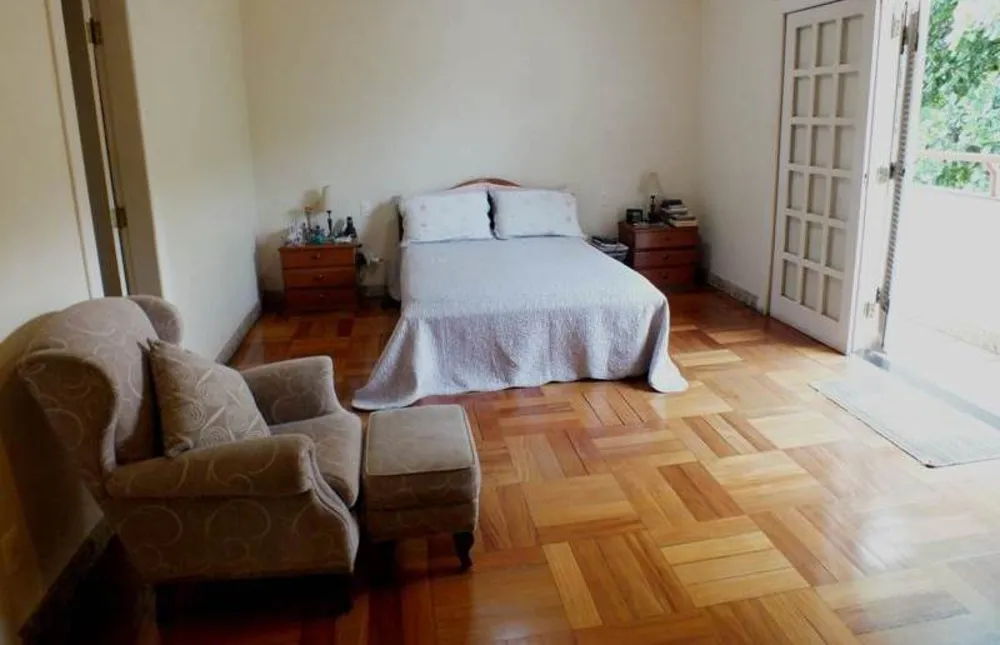 Casa, 7 quartos, 615 m² - Foto 1