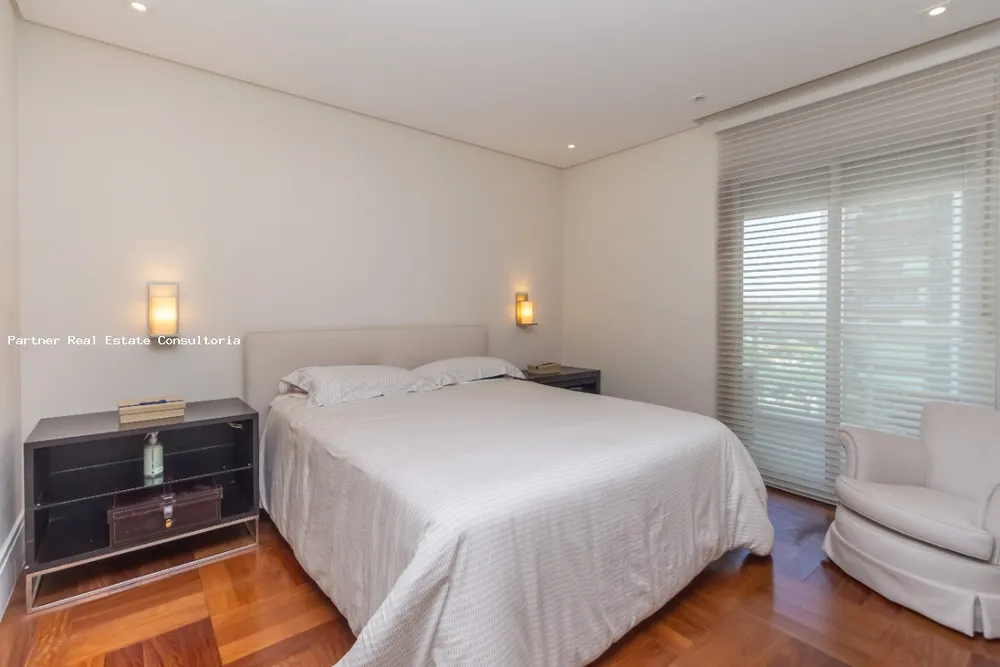 Apartamento, 4 quartos, 254 m² - Foto 1