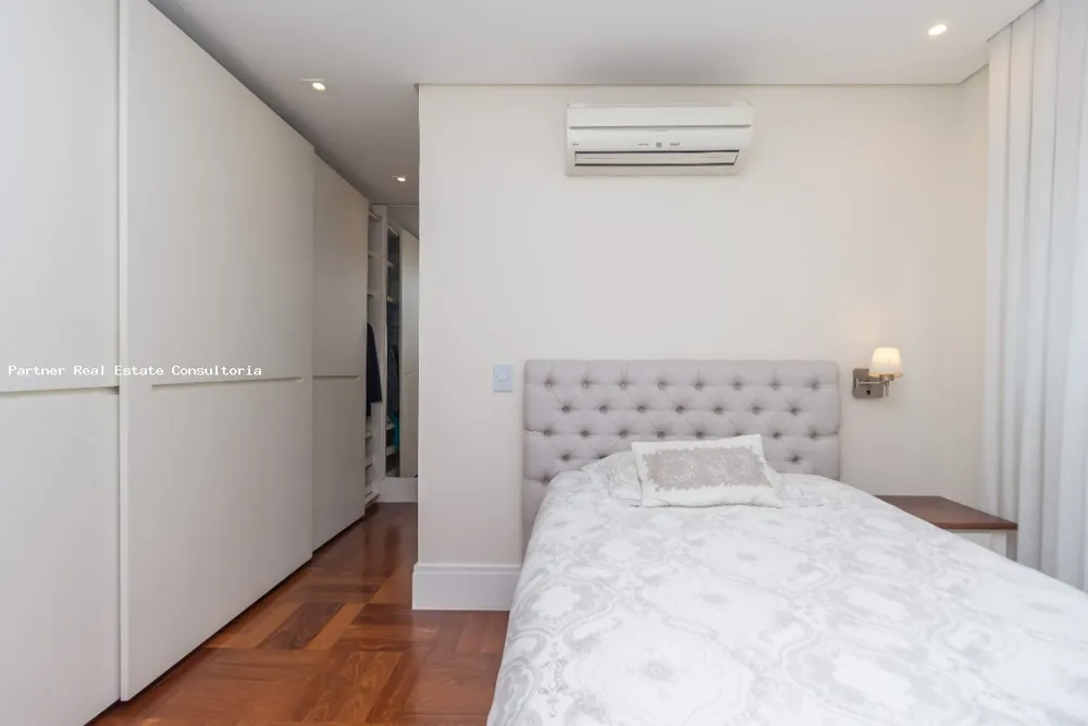 Apartamento, 4 quartos, 254 m² - Foto 1