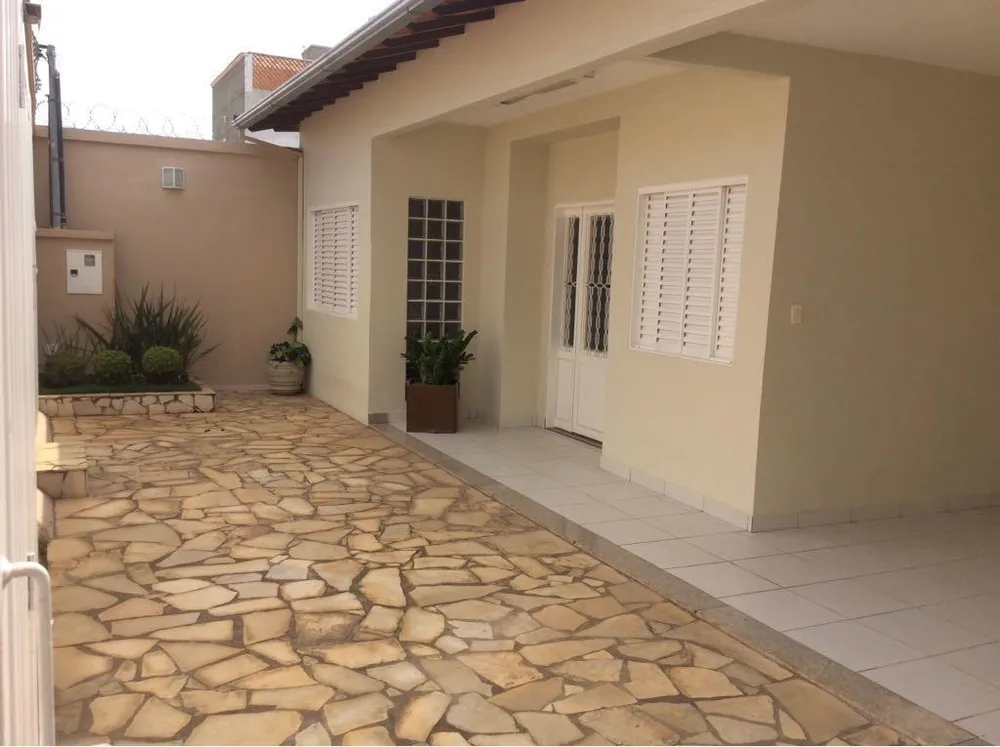 Casa, 3 quartos, 310 m² - Foto 1