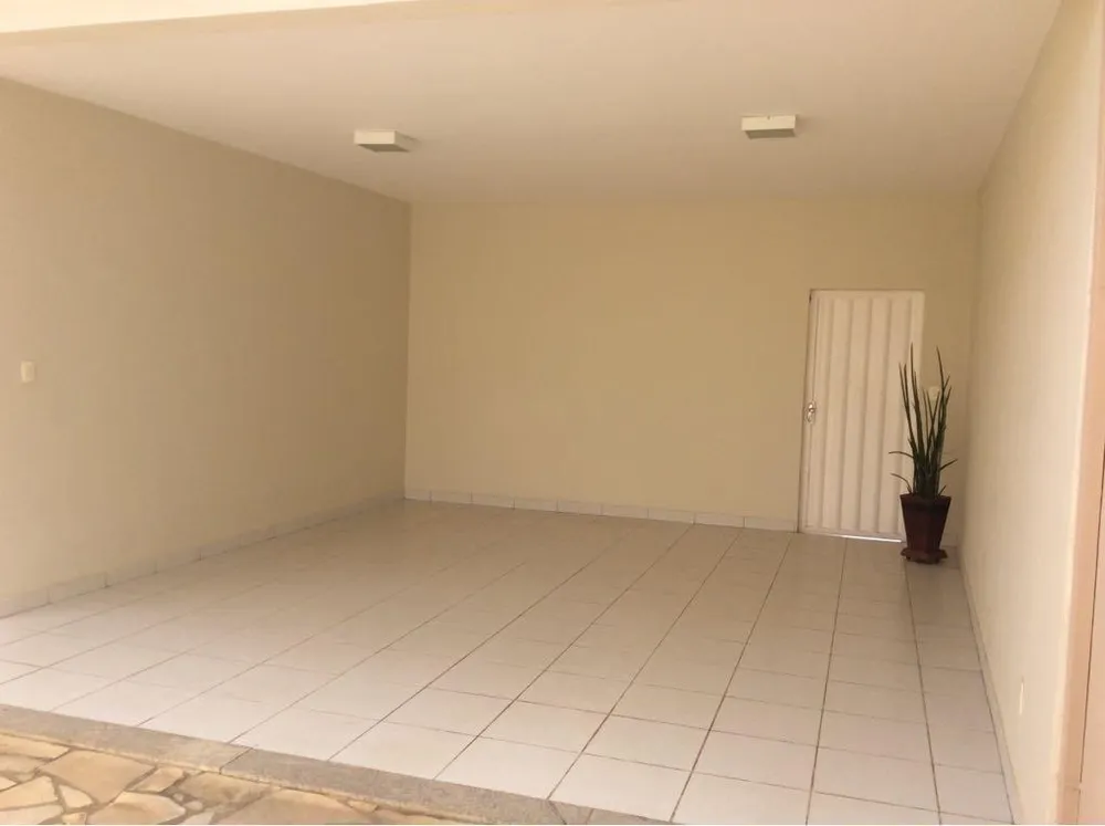Casa, 3 quartos, 310 m² - Foto 3