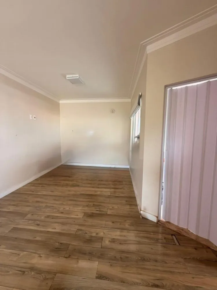 Casa, 4 quartos, 326 m² - Foto 1