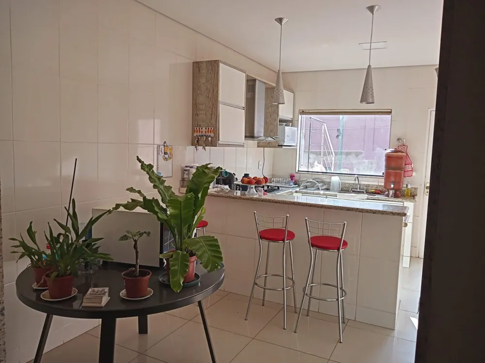 Casa, 6 quartos, 440 m² - Foto 2