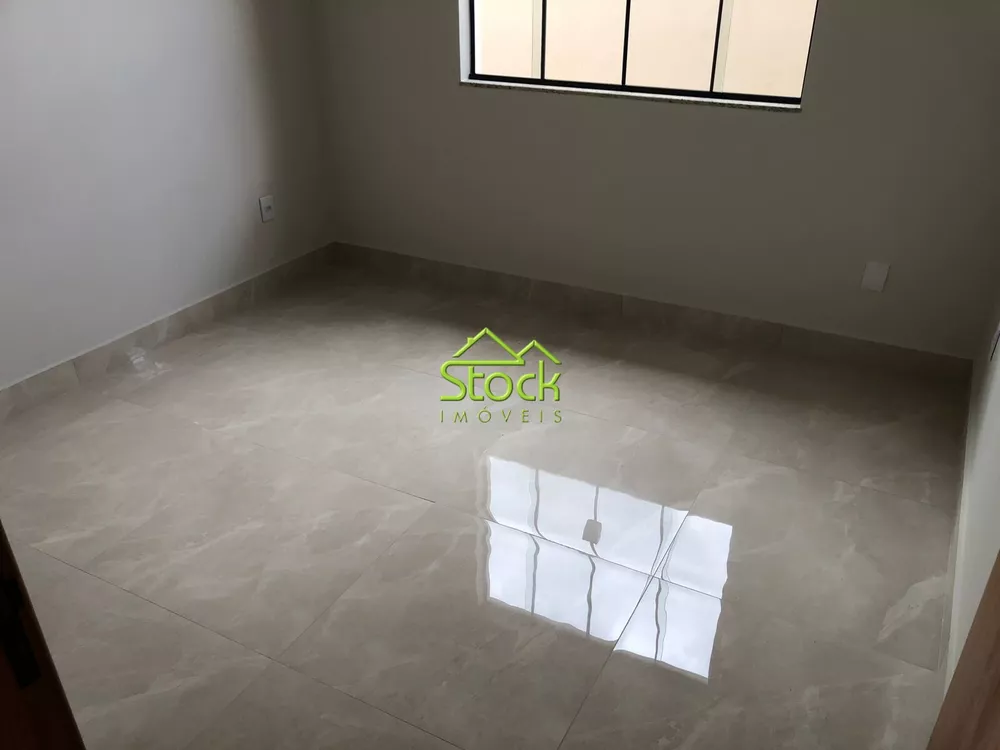 Casa à venda com 3 quartos, 300m² - Foto 8