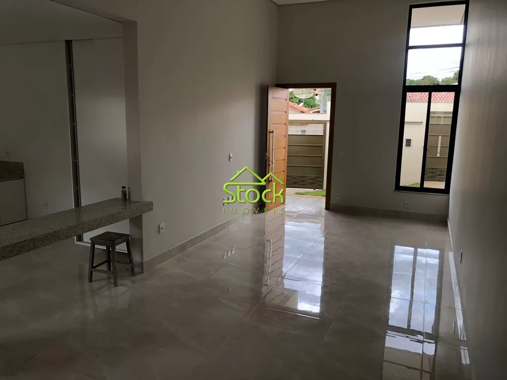 Casa à venda com 3 quartos, 300m² - Foto 7