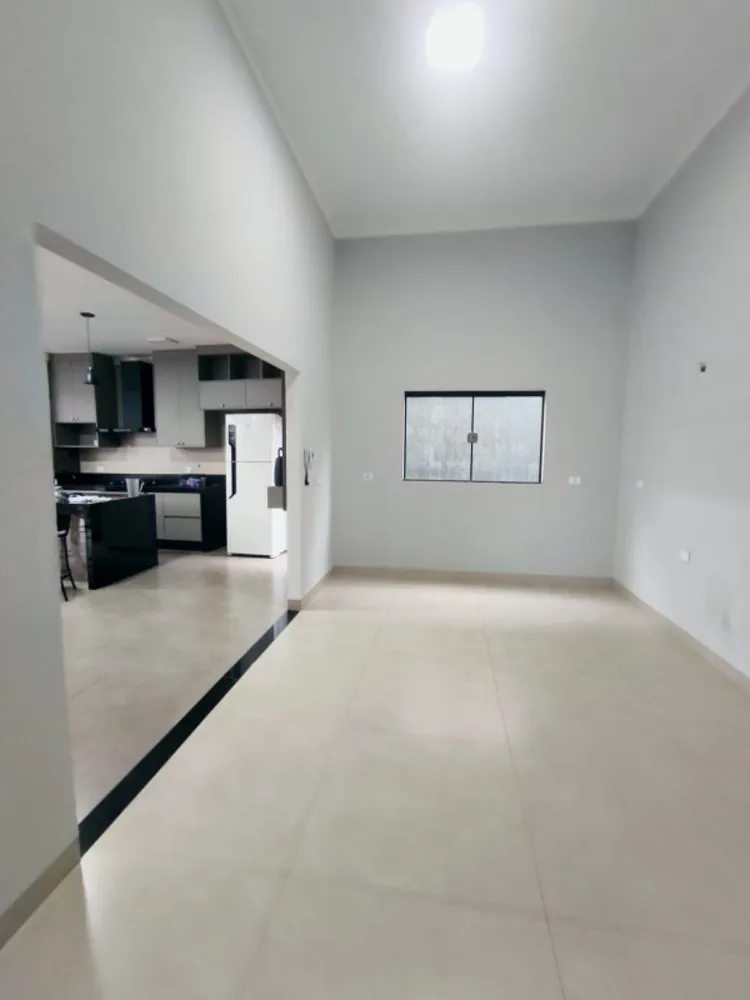 Casa, 3 quartos, 220 m² - Foto 1