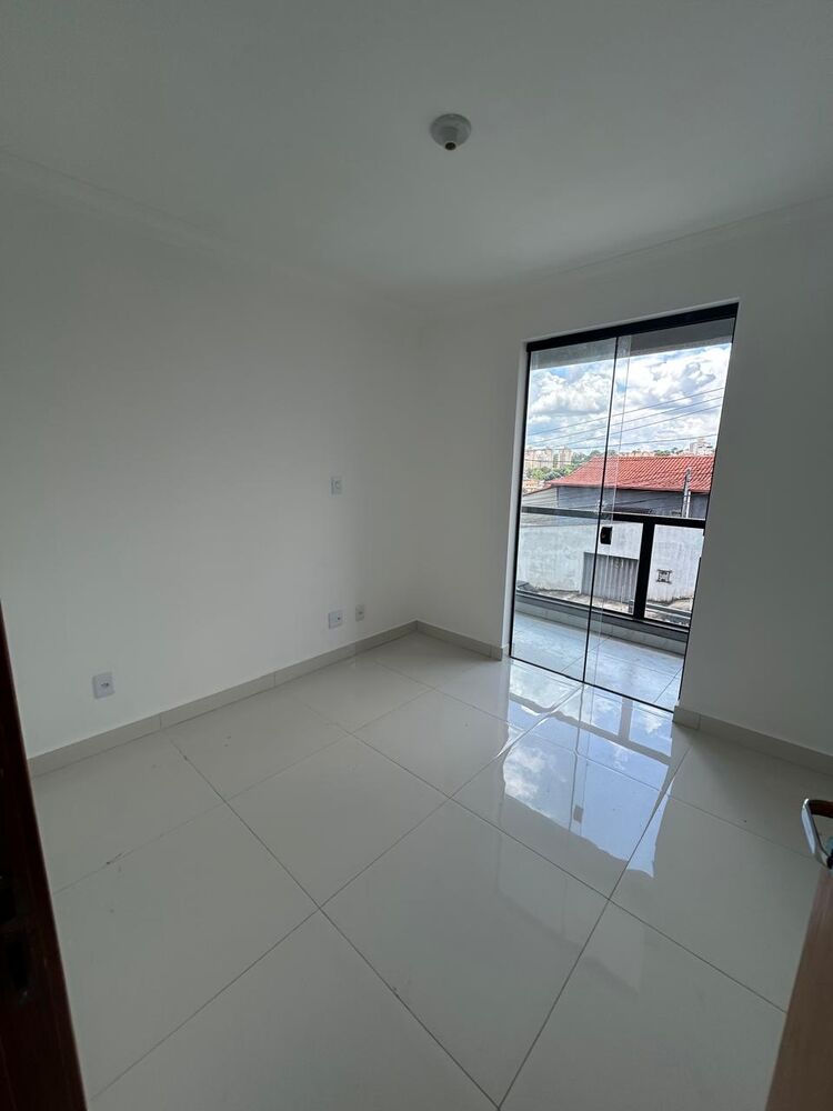 Casa à venda com 2 quartos, 68m² - Foto 13