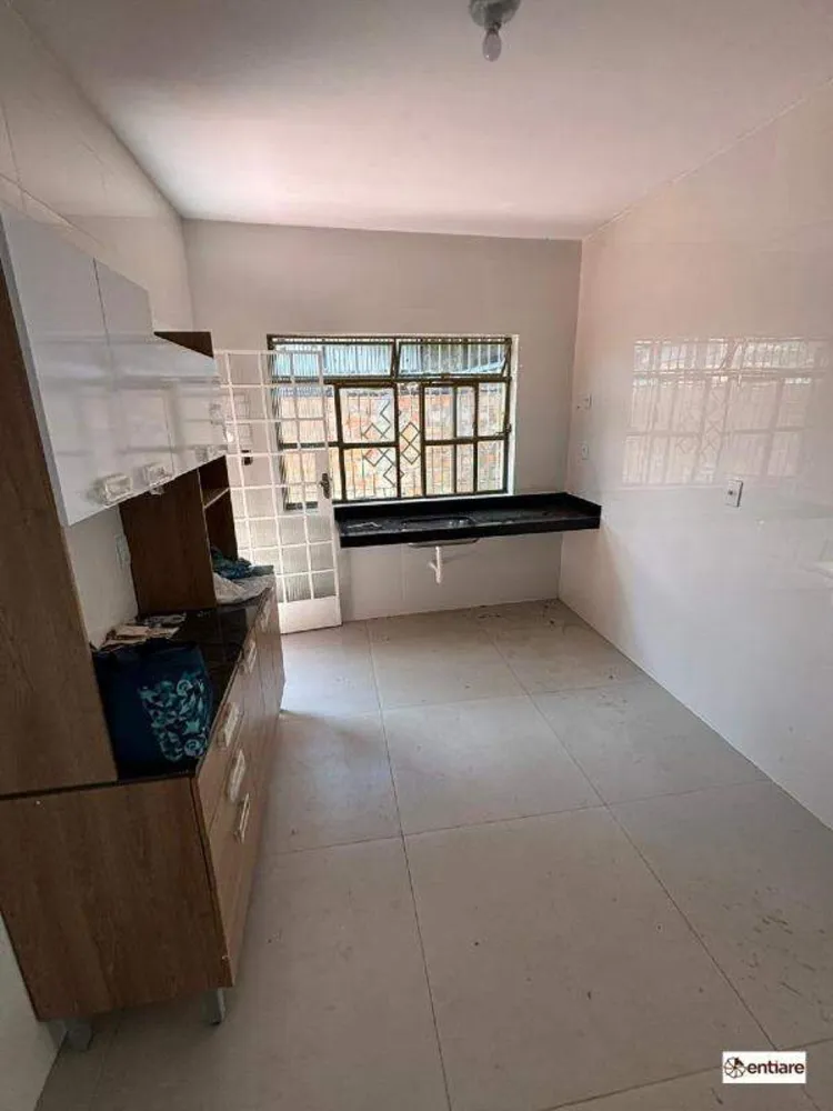 Casa, 4 quartos, 200 m² - Foto 2