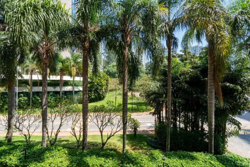 Apartamento, 3 quartos, 152 m² - Foto 2