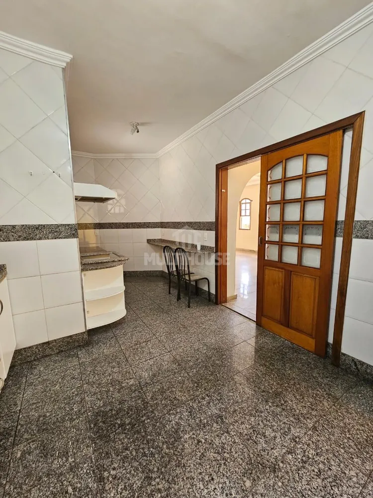 Casa, 3 quartos, 208 m² - Foto 15