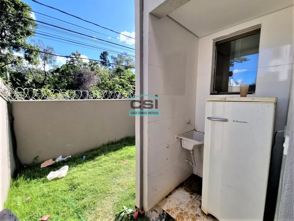 Casa à venda com 3 quartos, 90m² - Foto 4