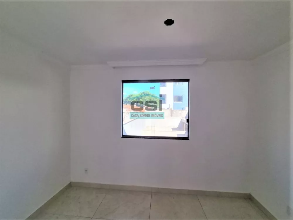 Casa à venda com 3 quartos, 90m² - Foto 3