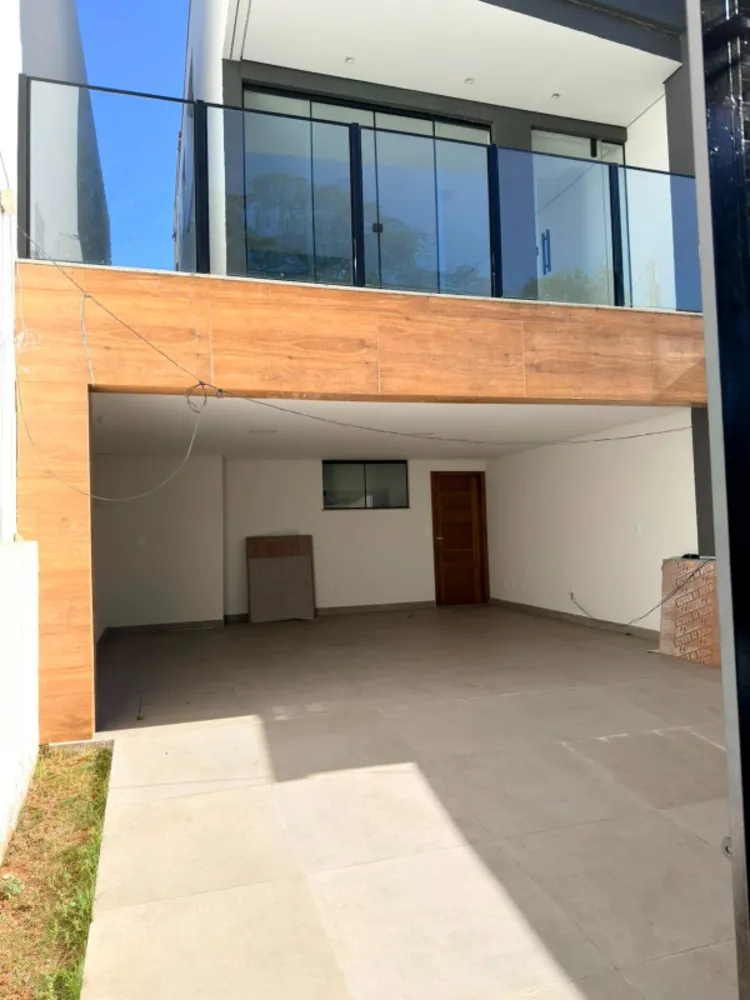 Casa, 3 quartos, 172 m² - Foto 2
