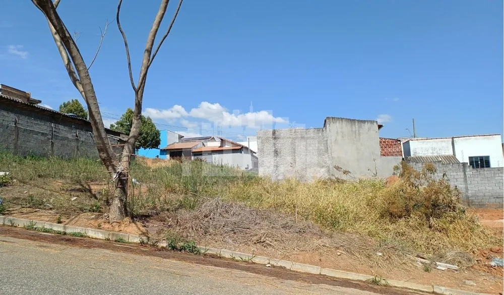Terreno, 200 m² - Foto 2