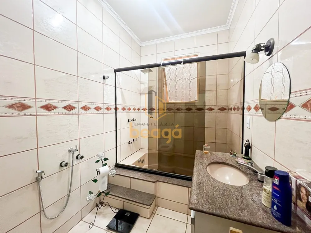 Casa, 4 quartos, 224 m² - Foto 4