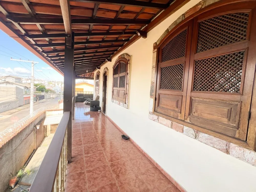 Casa, 5 quartos, 365 m² - Foto 2