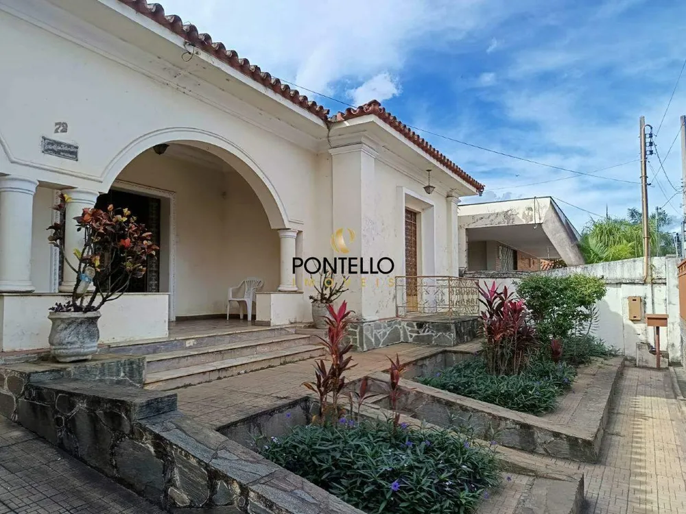 Casa, 5 quartos, 303 m² - Foto 1