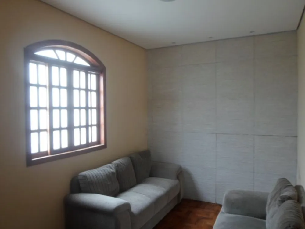 Casa, 3 quartos, 357 m² - Foto 2