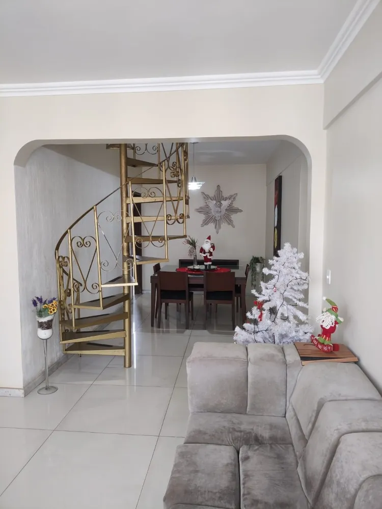 Cobertura, 4 quartos, 258 m² - Foto 2