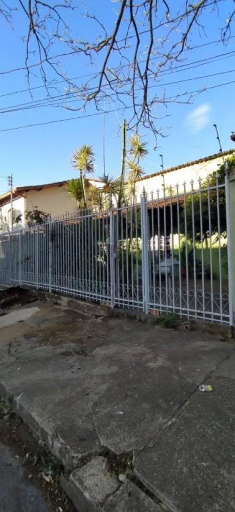 Casa, 4 quartos, 185 m² - Foto 1