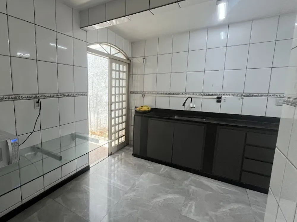 Casa, 4 quartos, 210 m² - Foto 9