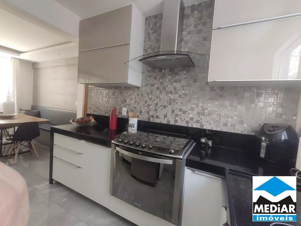 Apartamento à venda com 3 quartos, 82m² - Foto 4