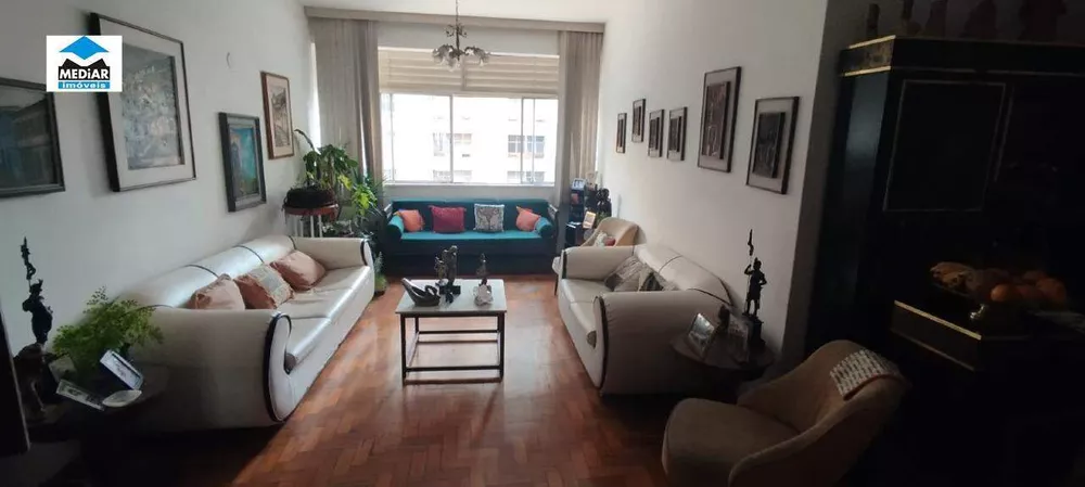 Apartamento à venda com 3 quartos, 148m² - Foto 1