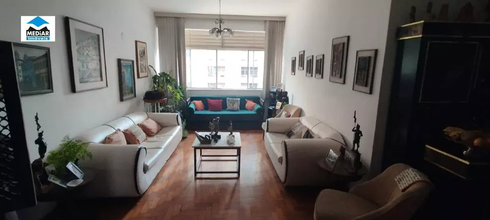 Apartamento à venda com 3 quartos, 148m² - Foto 2