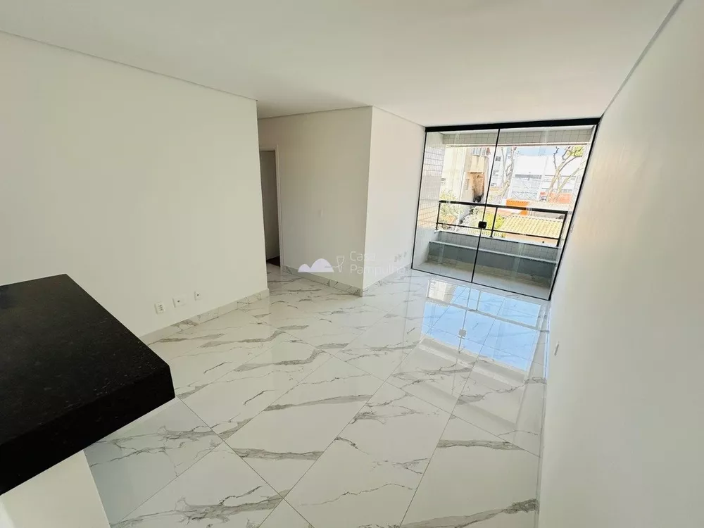 Apartamento à venda com 3 quartos, 70m² - Foto 2