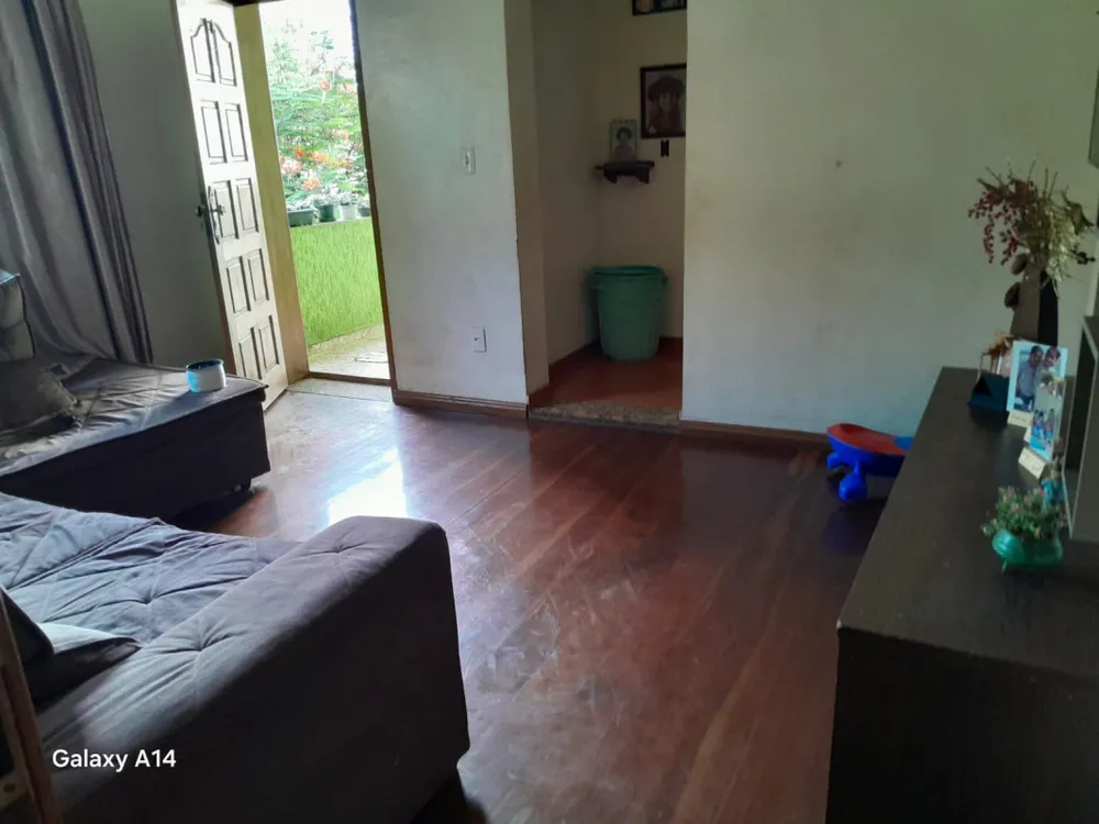 Casa, 3 quartos, 304 m² - Foto 1