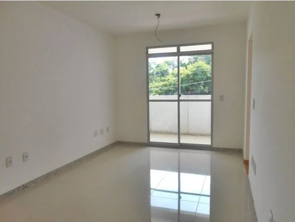 Apartamento à venda com 3 quartos, 87m² - Foto 1