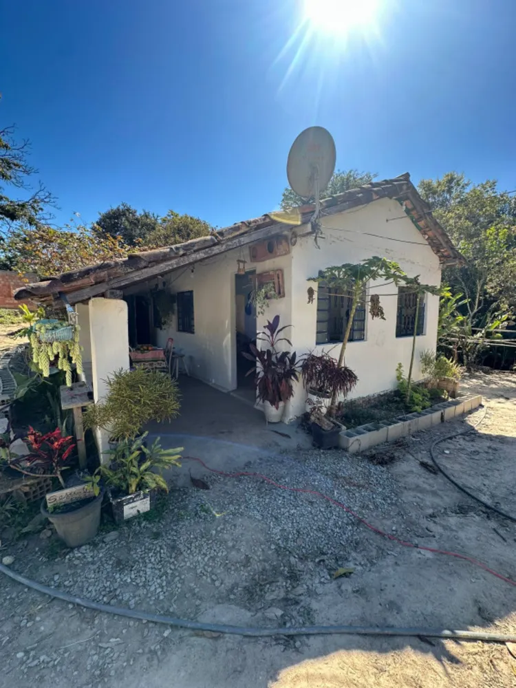 Chácara, 4 quartos, 6000 m² - Foto 1