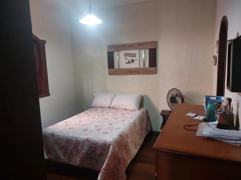 Casa, 4 quartos, 290 m² - Foto 2