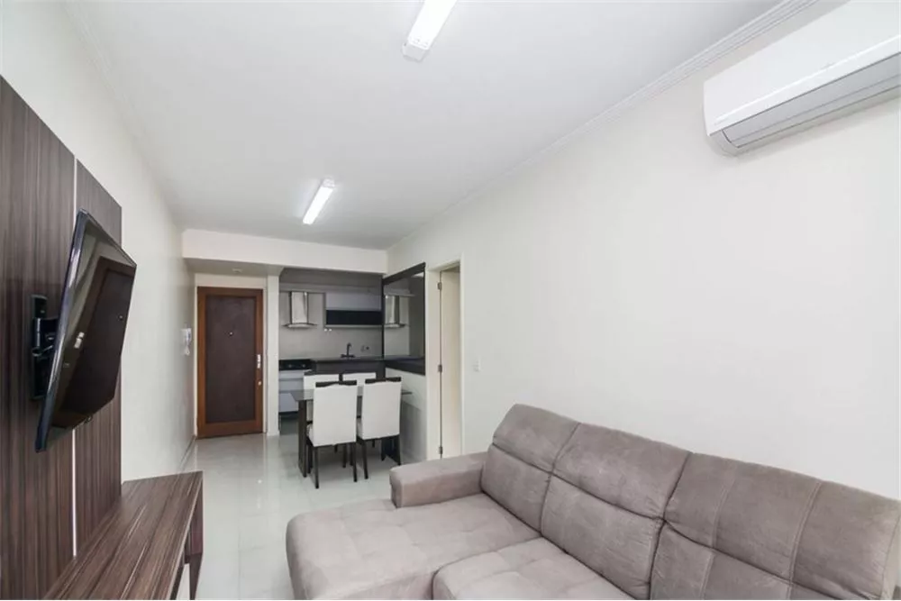 Apartamento à venda com 2 quartos, 80m² - Foto 1