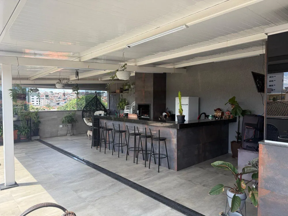 Cobertura, 3 quartos, 240 m² - Foto 2