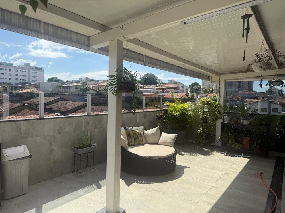 Cobertura, 3 quartos, 240 m² - Foto 1