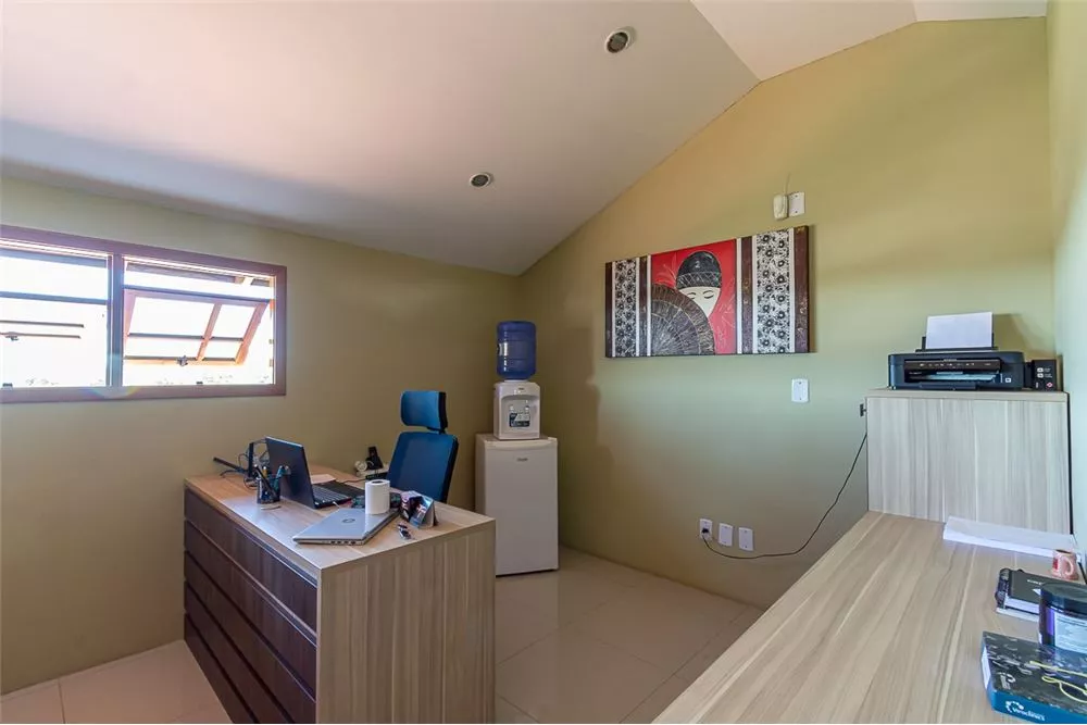 Casa à venda com 3 quartos, 250m² - Foto 16