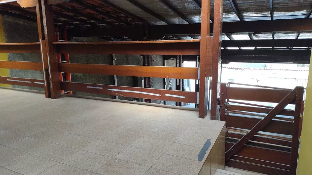 Casa para alugar com 4 quartos, 252m² - Foto 16