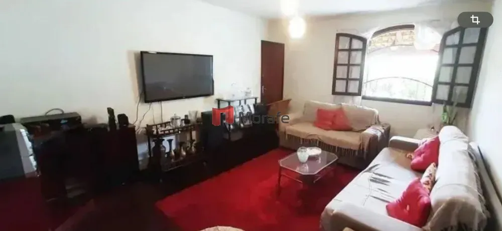 Casa, 3 quartos, 210 m² - Foto 1