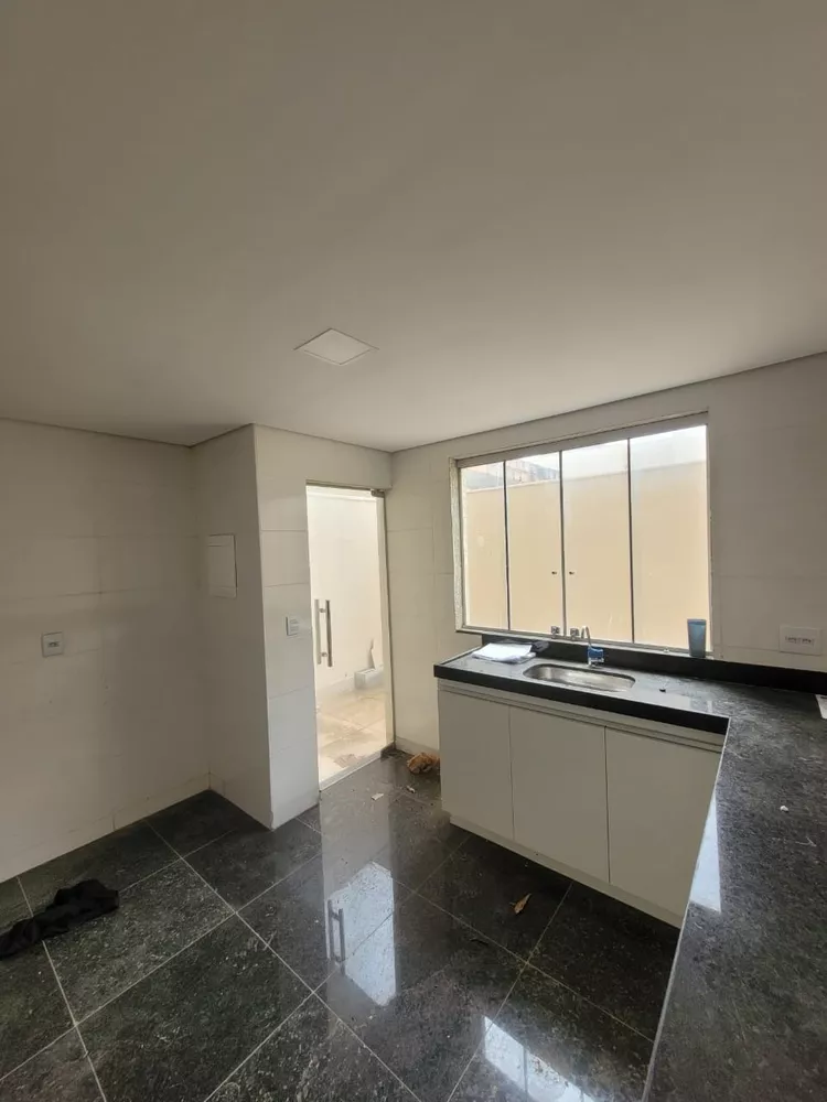 Apartamento à venda com 3 quartos, 91m² - Foto 8