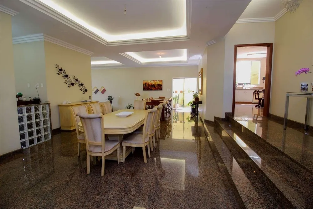 Casa, 5 quartos, 1100 m² - Foto 2