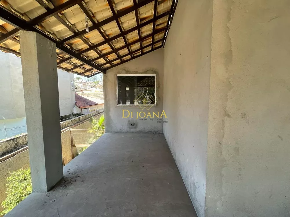 Casa à venda com 3 quartos, 360m² - Foto 12