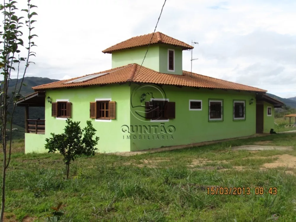 Chácara à venda com 2 quartos, 14000m² - Foto 1