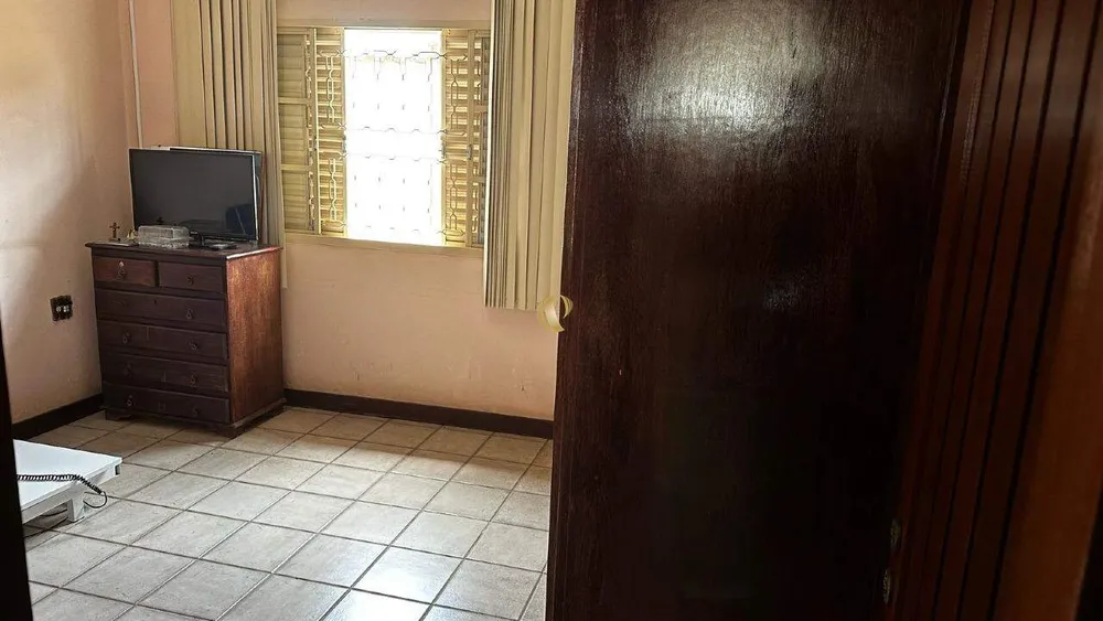 Casa, 4 quartos, 233 m² - Foto 8