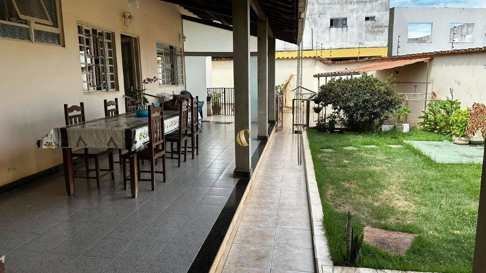 Casa, 4 quartos, 233 m² - Foto 8