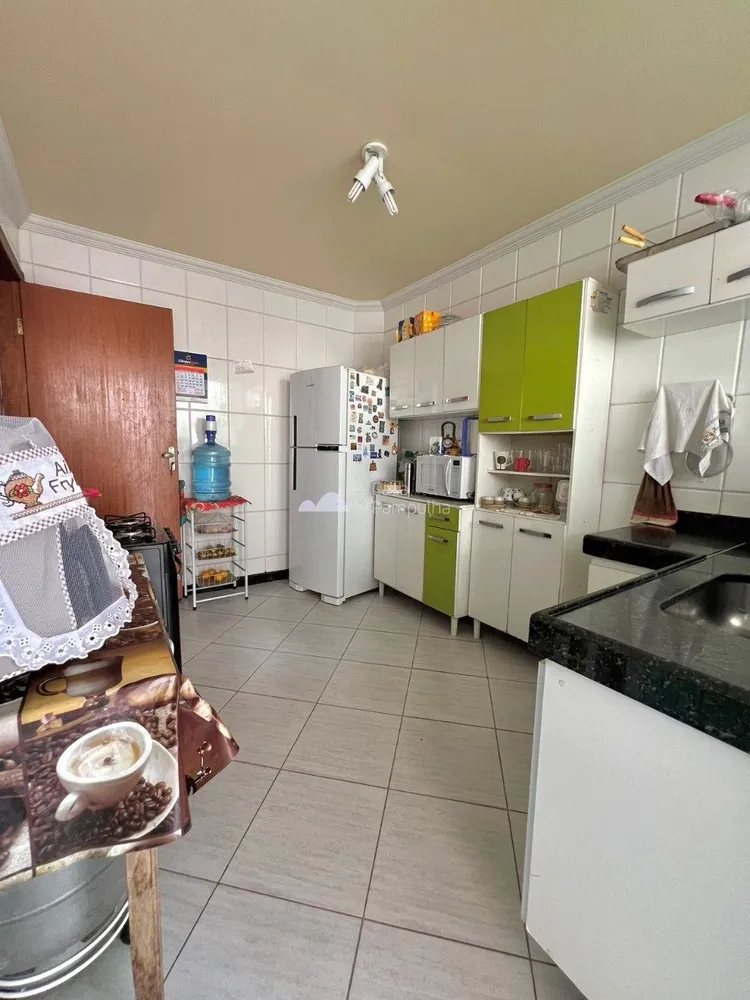 Casa, 3 quartos, 180 m² - Foto 2