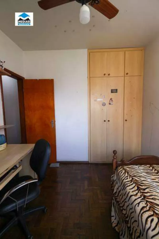 Apartamento à venda com 3 quartos, 129m² - Foto 3