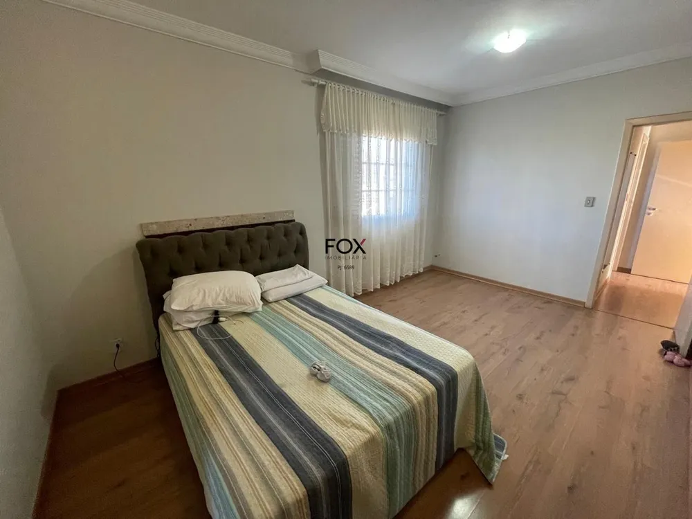 Casa, 4 quartos, 328 m² - Foto 3