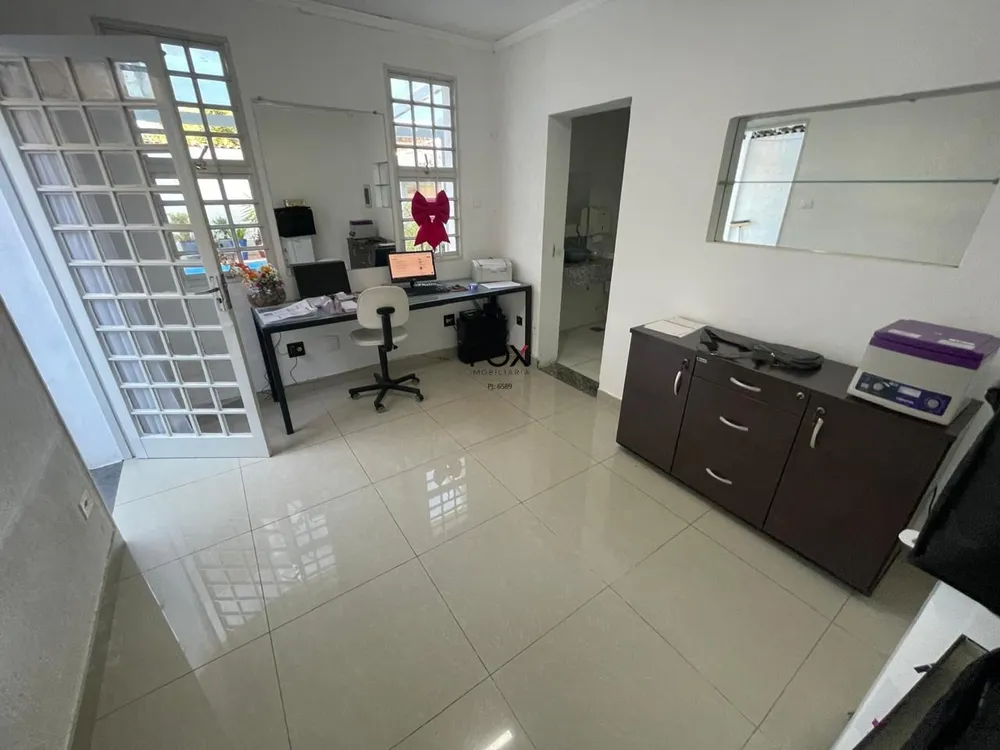 Casa, 4 quartos, 328 m² - Foto 12